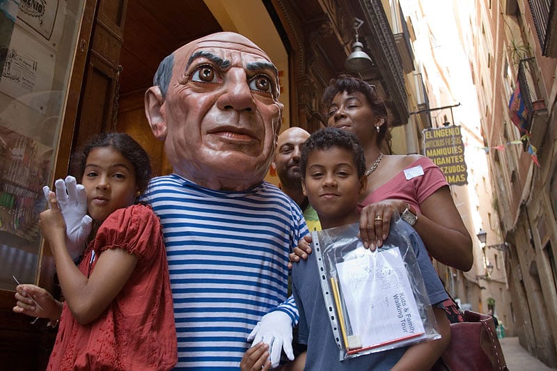 2.5-Hour Kids & Family Walking Tour in English - Booking details that matter