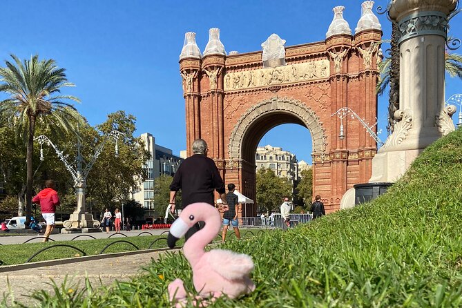 2-Hour Guided Walking Tour in Barcelona - Parc de la Ciutadella and the old citadel