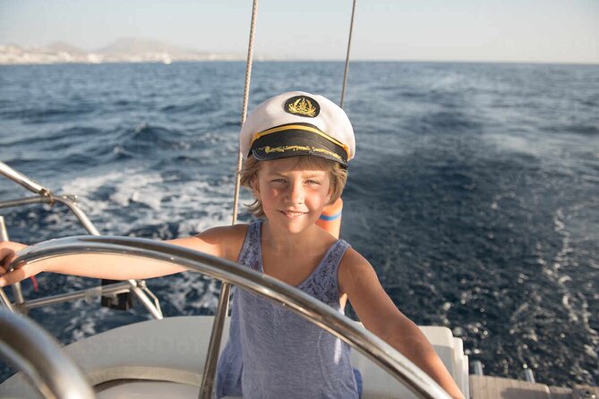 2-Hours Barcelona Sunset Sailing Tour - Cava, wine, soft drinks, and light snacks