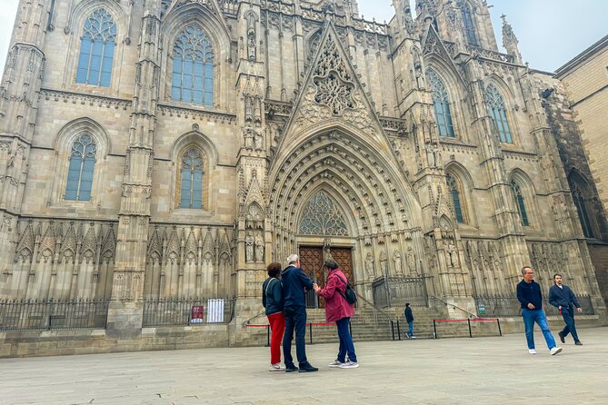 3-Hour Private Guided Walking Tour of Barcelona - Raval and the Old Hospital