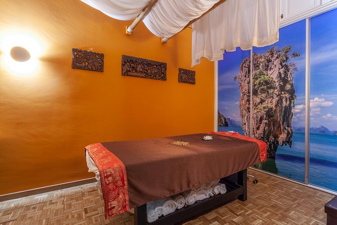 60 min Foot and Leg Massage at THAI SPA MASSAGE BARCELONA - The care and atmosphere