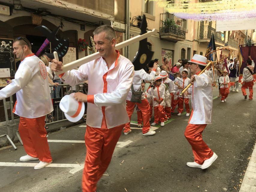 Alternative Barcelona - Raval Quarter Private Walking Tour - What the private format is worth at $81