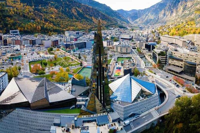 Andorra, France & Spain: 3 Countries in One Day from Barcelona - Cirque de Pessons and the five-minute mountain pause