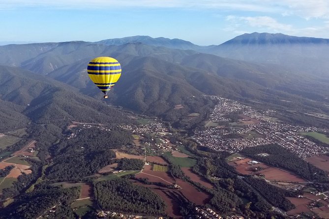 Balloon Ride over Catalonia with optional Pick-up from Barcelona - Is $229.77 a fair price?