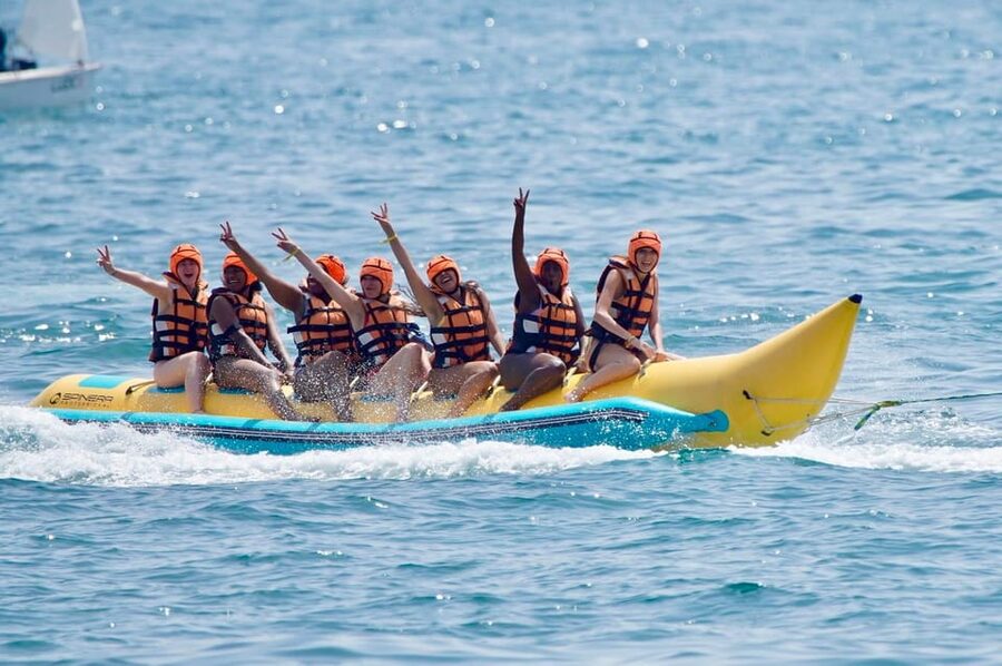 Banana Boat Barcelona - What Happens During the 15 Minutes