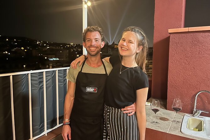 Barbecue in a penthouse in the center of Barcelona with a chef - The charcoal barbecue is the main event
