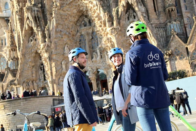 Barcelona: 1.5-Hour Sightseeing Tour by Bike/Electric Bike - What the guides add