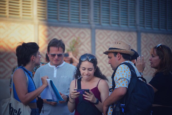 Barcelona 1.5h Private Old Town, Gothic & Ramblas Walking Tour - What the guides add