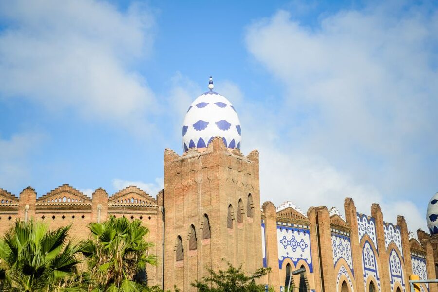 Barcelona: 2,5h Gaudí Segway Tour - Who should choose this tour?
