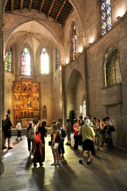 Barcelona 2-Hour Gothic Walking Tour - Santa Àgata and the quieter side of the quarter