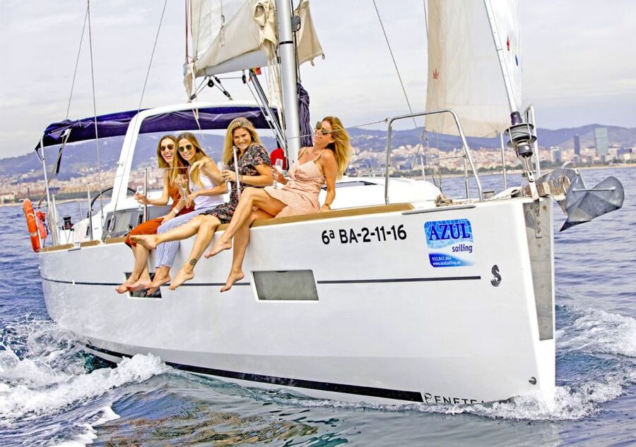 Barcelona 2 hour Mediterranean Sailing with Snacks & Drinks - Sailing away from Port Olímpic