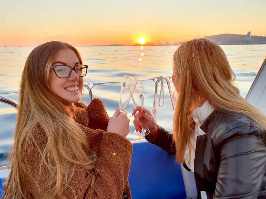 Barcelona: 2-Hour Sailboat Tour with Snacks and Drinks - Key points to know before booking