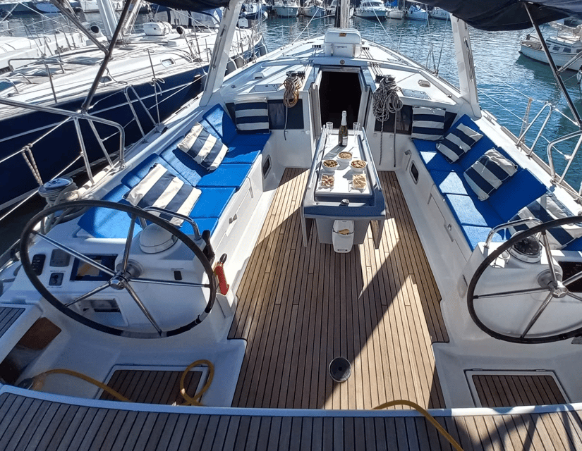 Barcelona: 2-Hour Sailboat Tour with Snacks and Drinks - Setting out from Port Olímpic