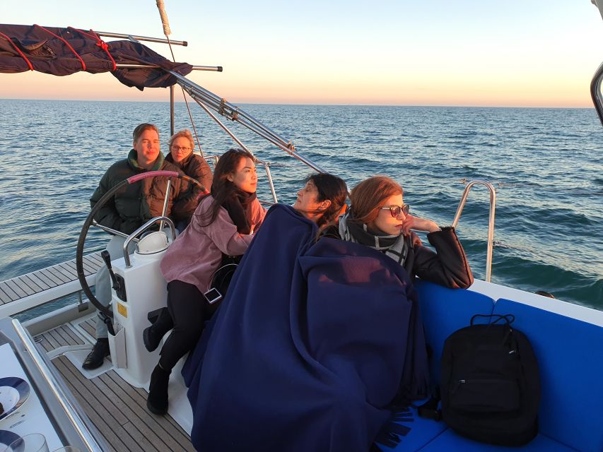 Barcelona: 2-Hour Sailboat Tour with Snacks and Drinks - Choosing between a daytime sail and sunset