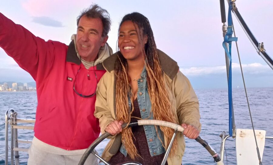 Barcelona: 2-Hour Sailboat Tour with Snacks and Drinks - Comfort, weather, and practical limits