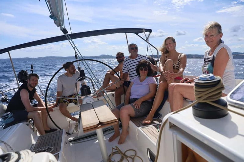 Barcelona 2h private sailing tour with local Skipper - What the $442 group price really means