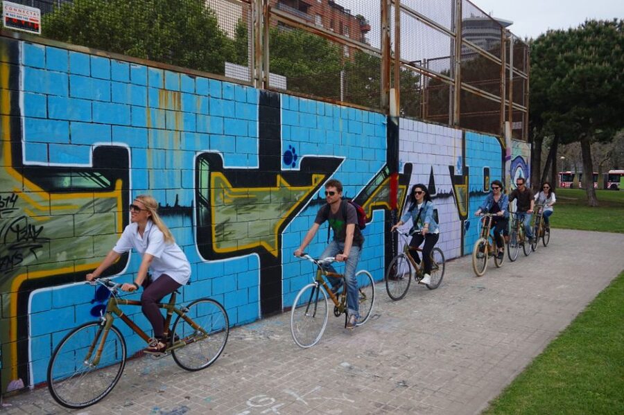 Barcelona: 3.5-Hour Street Art Tour by Bamboo Bike - What the guide adds to the ride