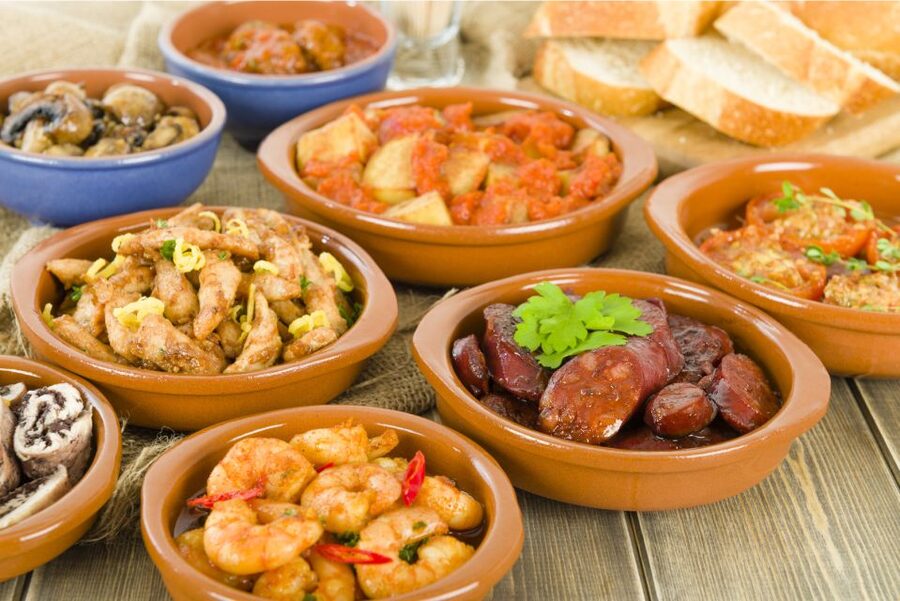Barcelona: 3-Hour Bike Tour with Spanish Tapas - From the old city to the Olympic waterfront