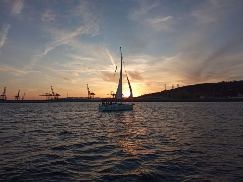 Barcelona 3-Hour Private Sunset Sailing Experience - Sunset photography from the Mediterranean