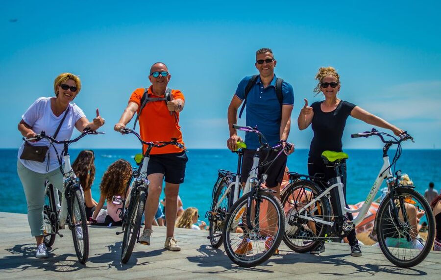 Barcelona: 4-Hour E-Bike Photography Tour - Photos that are more useful than quick snapshots