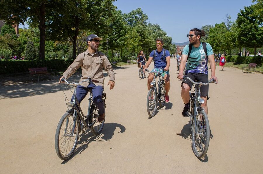 Barcelona: 4-Hour Small Group Bike Tour - Should you book the Barcelona bike tour?