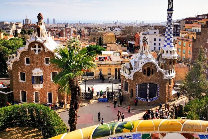 Barcelona Airport (BCN) Private Transfer to Barcelona City/Hotels - The Drive Into Barcelona