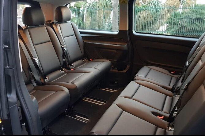 Barcelona Arrival Private Transfer Airport To Barcelona City - The ride into Barcelona and what you can expect