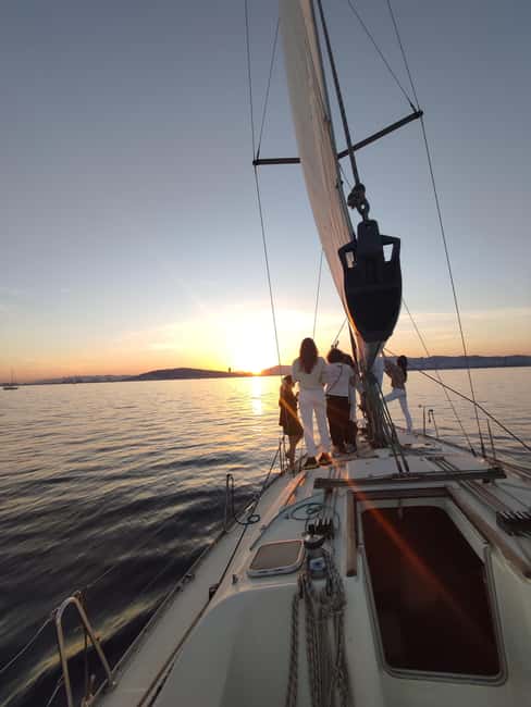 Barcelona Badalona : Sailboat Tour, Snacks, Drinks, Swimming - Leaving Badalona and seeing Barcelona from offshore