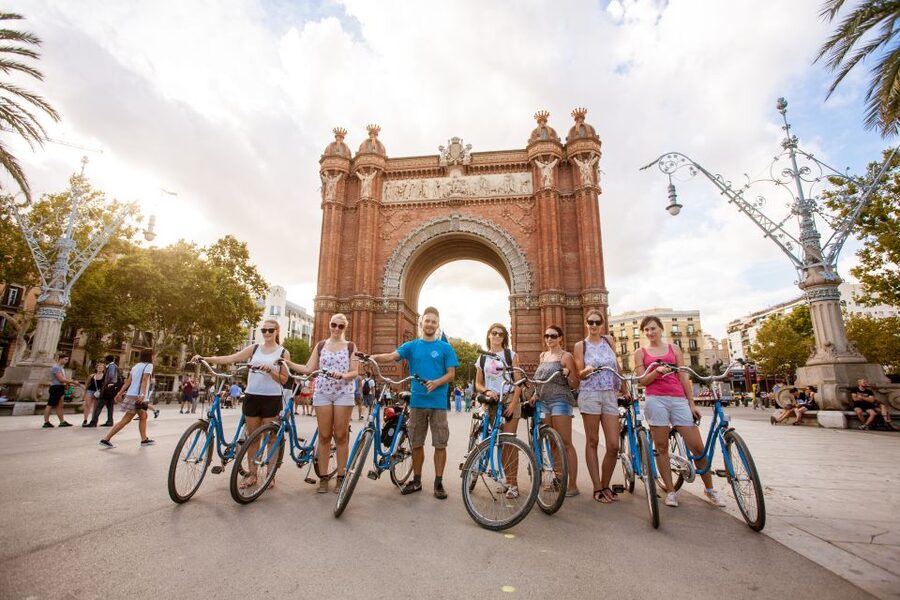 Barcelona Beach 3-Hour Bike Tour - Why a beach bike ride works well in Barcelona