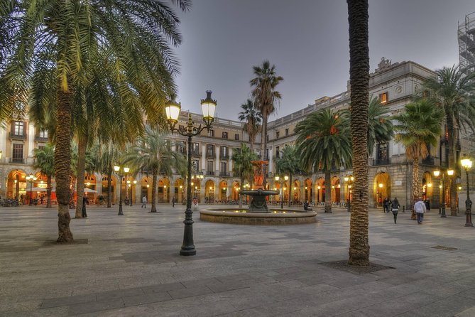 Barcelona Best Views: Old Town, Cable Car and Montjuic Castle - Montjuïc Castle, dungeons, and the city below