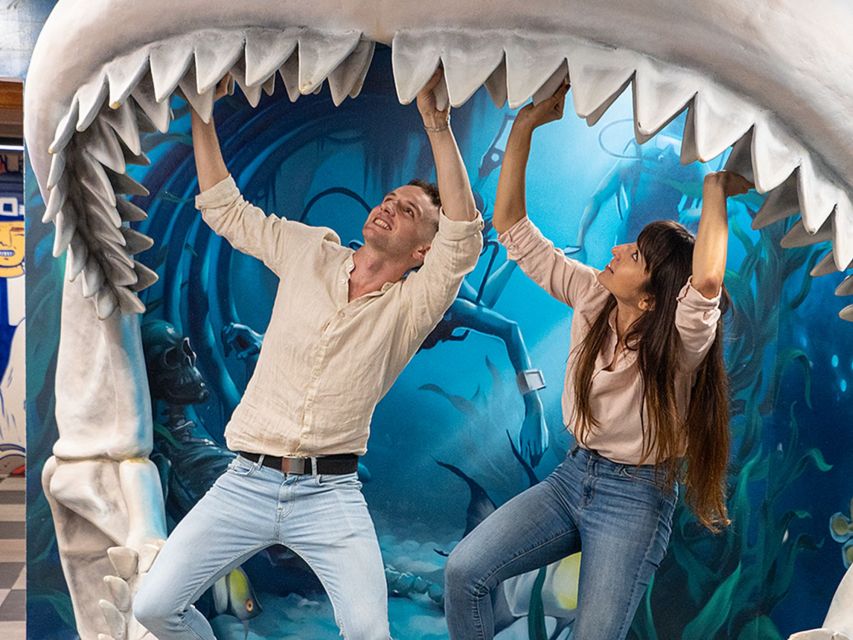 Barcelona – Big Fun Museum & Museum of Illusions Experience - Sweet Museum and Alice Through the Looking Glass