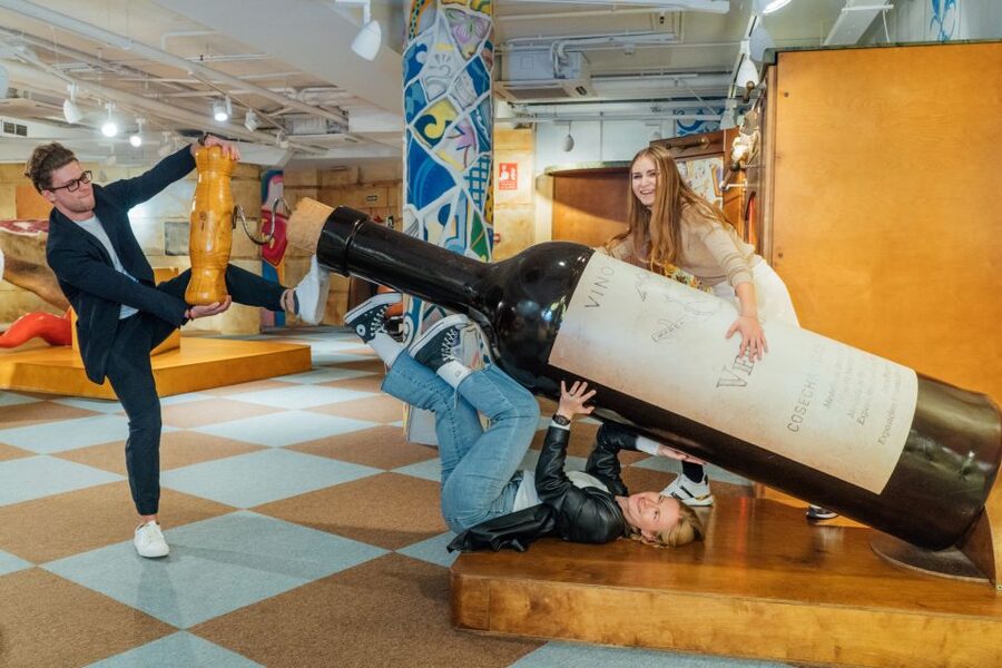 Barcelona: Big Fun Museum Ticket - The Museum of Illusions option