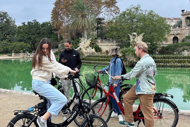 Barcelona: Bike or eBike Tour, Top Sights & Local Insights - Key points at a glance