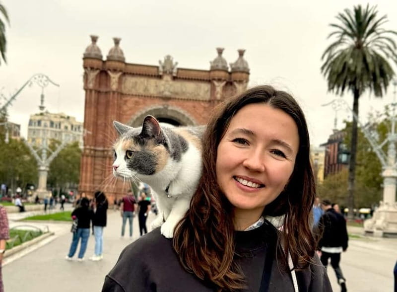 Barcelona: Bike or eBike Tour, Top Sights & Local Insights - Group size and guide quality