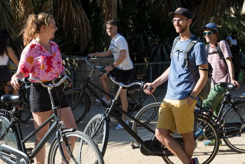 Barcelona: Bike Rental for 2 - 24 Hours - How this compares with public transportation