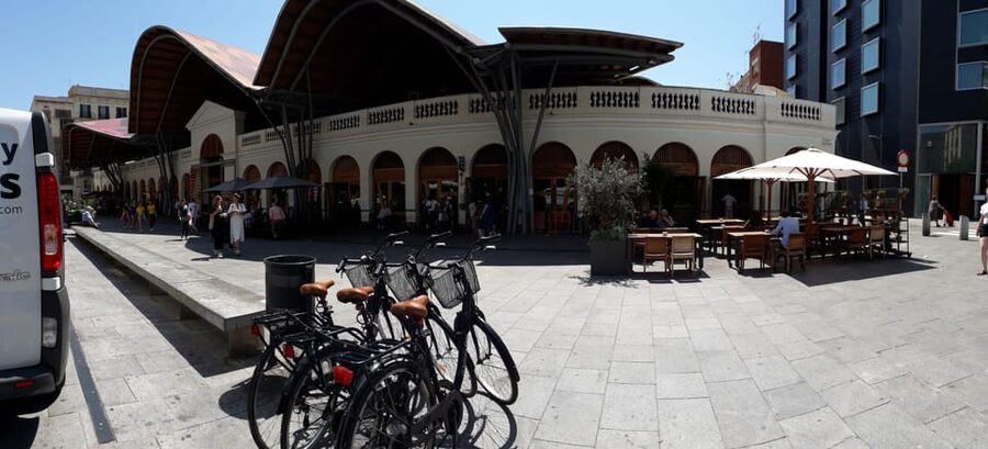 Barcelona: Bike Rental with Delivery and Pickup - Key points at a glance