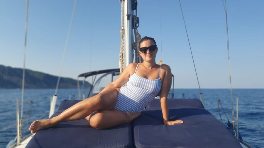 Barcelona: Boat trip with cava in amazing sailboat - Who will enjoy this boat trip most?