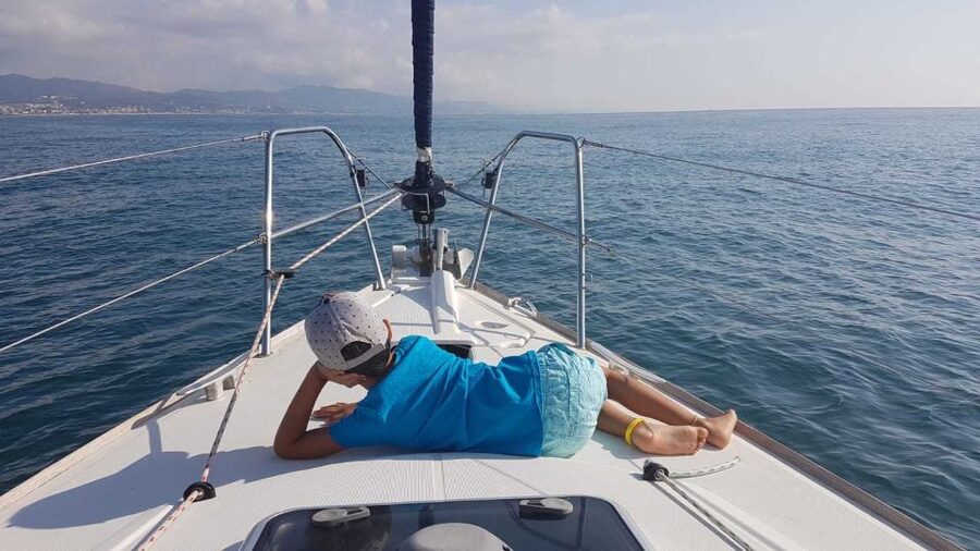 Barcelona: Boat trip with cava in amazing sailboat - Setting out from Port Olímpic