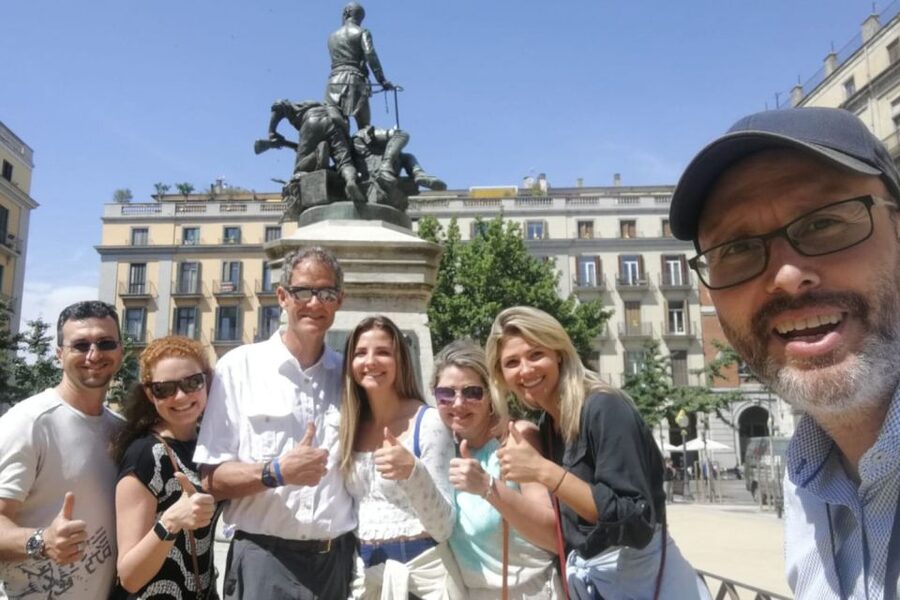 Barcelona Cable Car Sky Views, Magic Fountain & Castle Visit - Who should book this Barcelona tour?