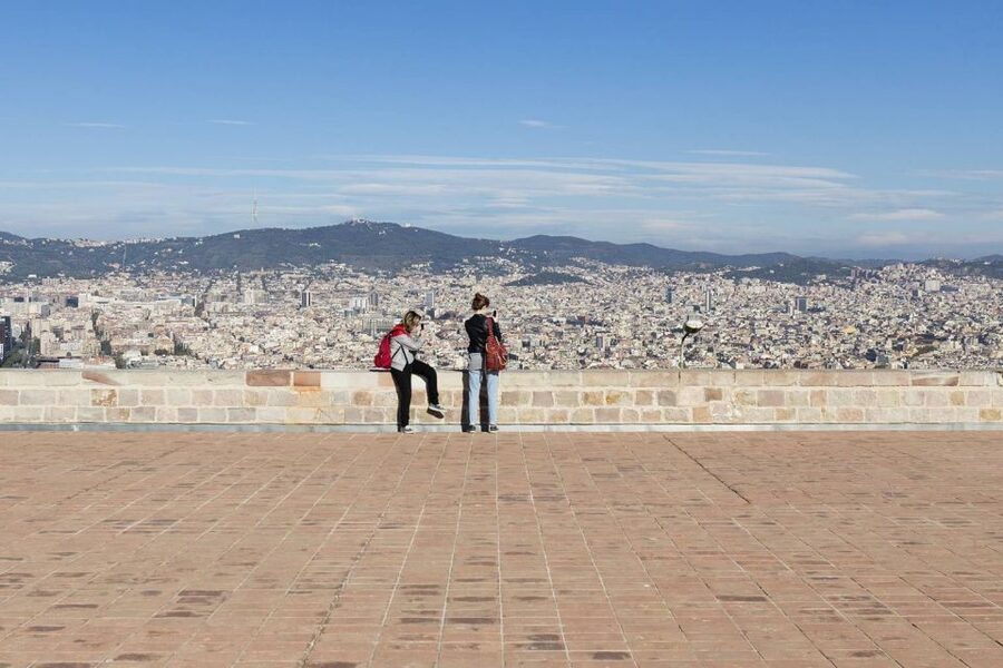 Barcelona Cable Car Sky Views, Magic Fountain & Castle Visit - Olympic sites and a well-timed food break