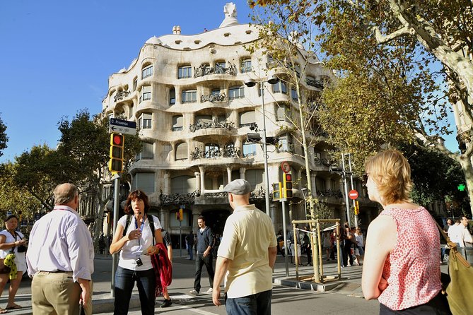 Barcelona Card: Museums + Transport for 72h, 96h or 120h - Using the card from Barcelona Airport
