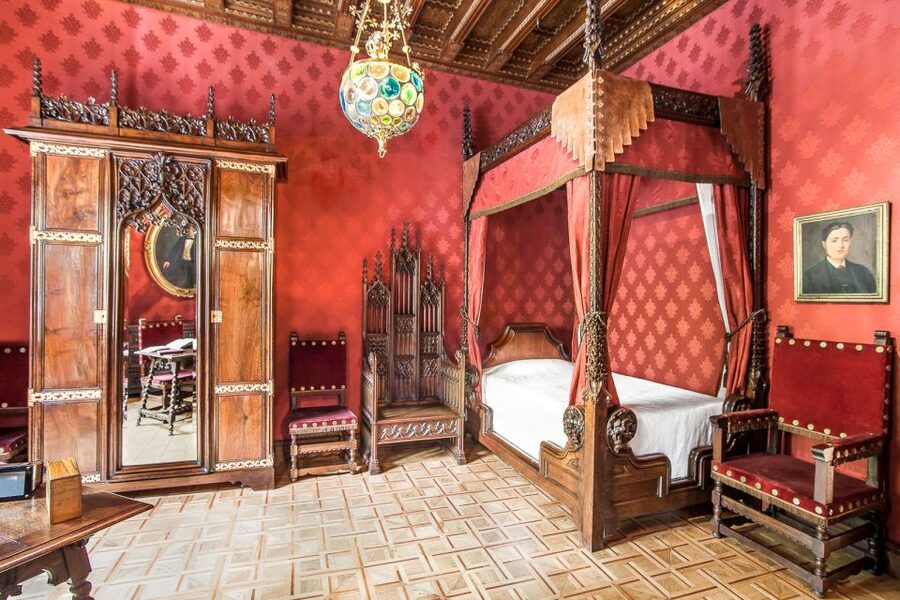 Barcelona: Casa Amatller Priority Entry Ticket - Should you book Casa Amatller?