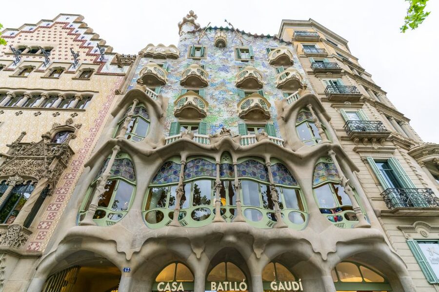 Barcelona: Casa Batlló Be The First Entry Ticket - The self-guided route through Gaudí’s house