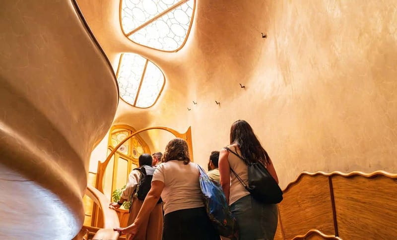 Barcelona: Casa Batlló Tour and Optional White Rabbit Museum - Adding the White Rabbit Museum at Passeig de Gràcia 55