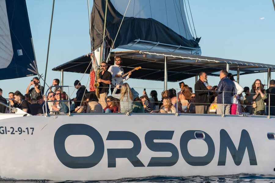 Barcelona: Catamaran Cruise with optional Live Jazz Music - Finding Catamaran Orsom at Moll de Drassanes