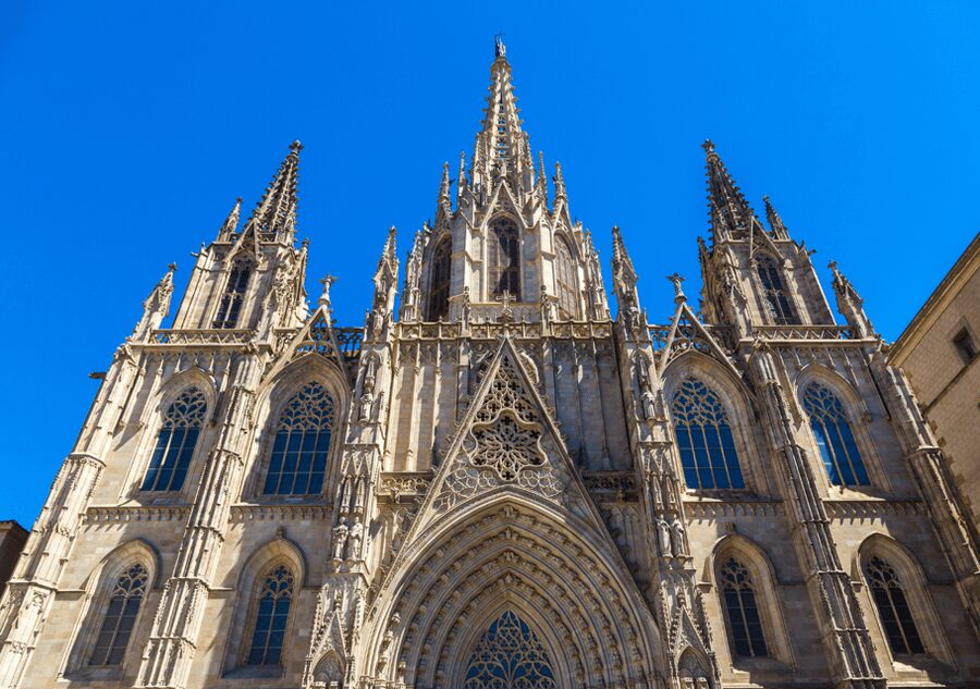 Barcelona Cathedral: Ticket, Guided Tour and VR Experience - Why Barcelona Cathedral deserves your time