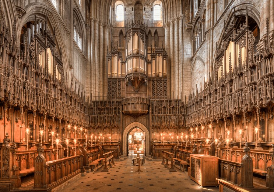 Barcelona Cathedral: Ticket, Guided Tour and VR Experience - What the virtual reality experience adds
