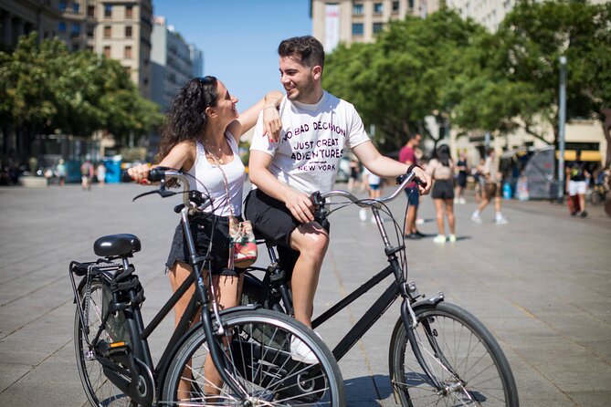 Barcelona City Highlights Bike Tour - Arc de Triomf and the calm paths of Ciutadella Park