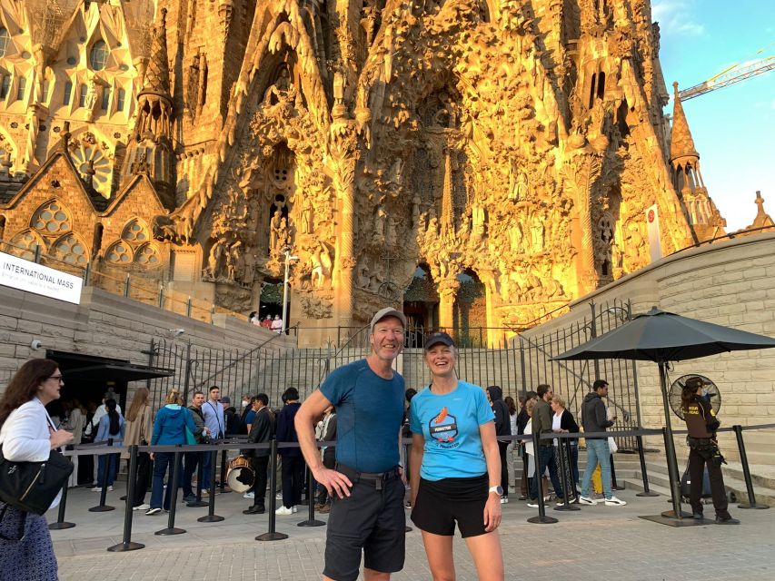 Barcelona: City Highlights Guided Running Tour - What is included for $46