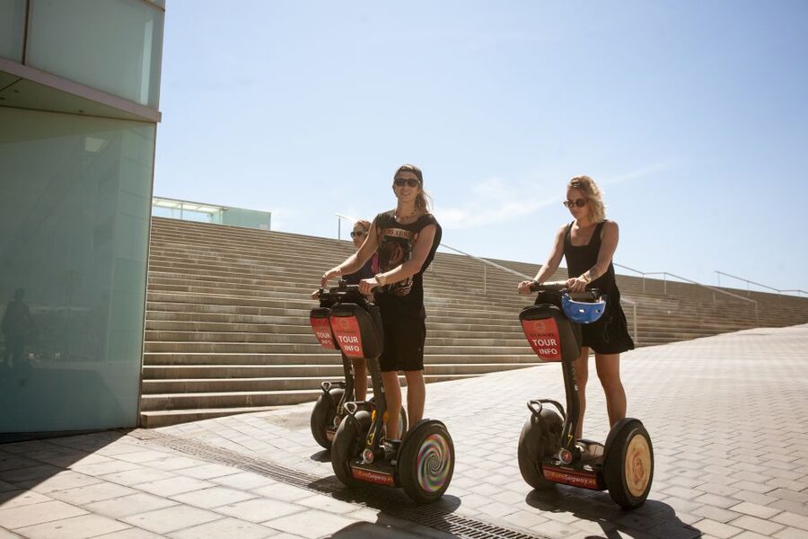 Barcelona: City Highlights Guided Segway Tour - Returning through Arc de Triomf and Ciutadella Park